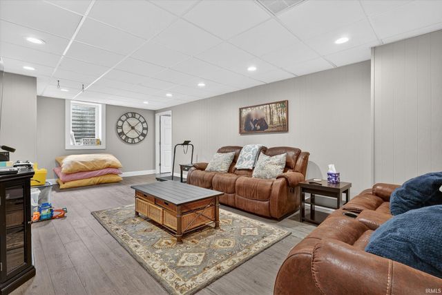 50621 Bear Claw Court, Granger, IN 46530