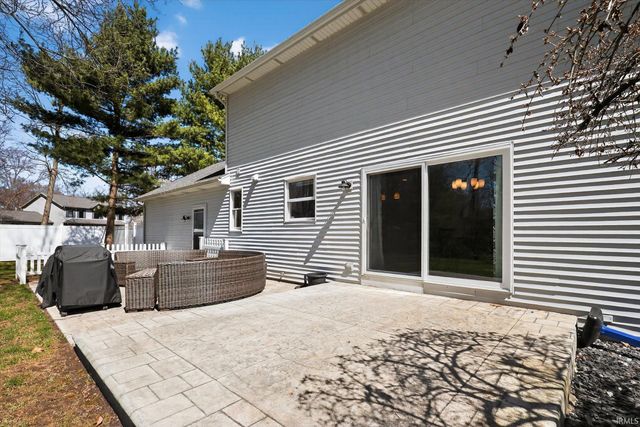 50621 Bear Claw Court, Granger, IN 46530