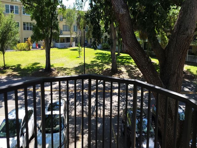 2298 NETHERLANDS DRIVE 32, Clearwater, FL 33763