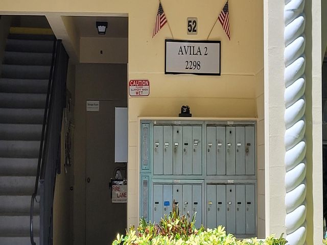 2298 NETHERLANDS DRIVE 32, Clearwater, FL 33763