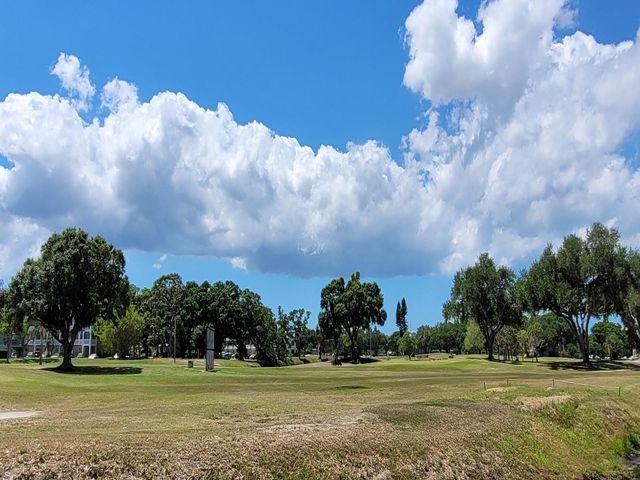 2298 NETHERLANDS DRIVE 32, Clearwater, FL 33763