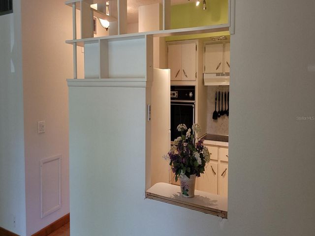 2298 NETHERLANDS DRIVE 32, Clearwater, FL 33763