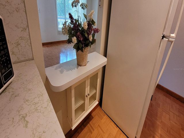 2298 NETHERLANDS DRIVE 32, Clearwater, FL 33763