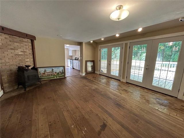 2401 Waterford Drive, Semmes, AL 36575
