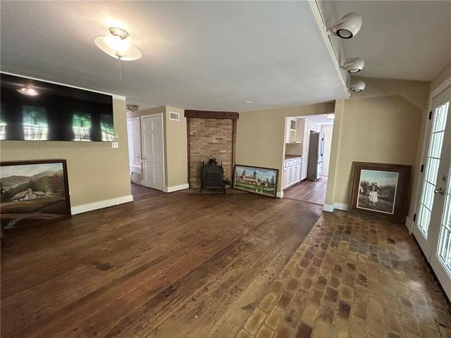 2401 Waterford Drive, Semmes, AL 36575