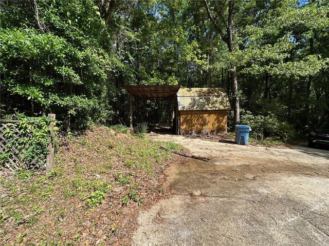 2401 Waterford Drive, Semmes, AL 36575