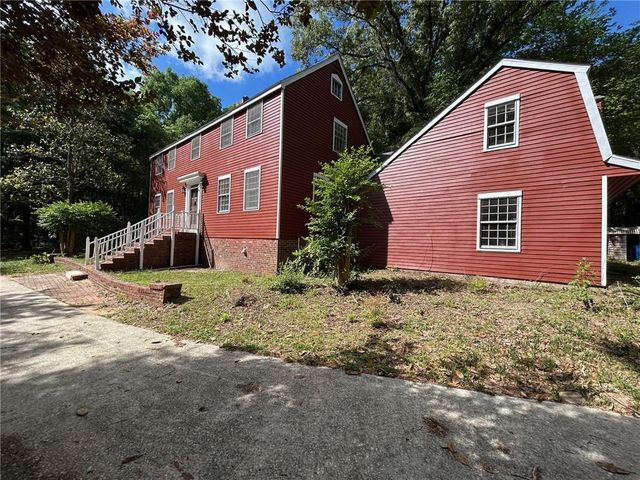 2401 Waterford Drive, Semmes, AL 36575