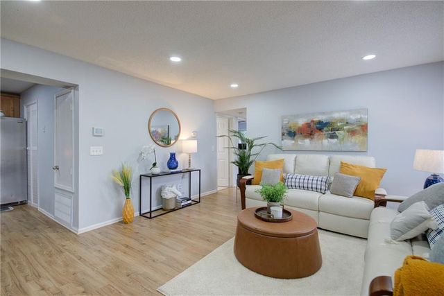 2657 Lenox Road NE P-213, Atlanta, GA 30324