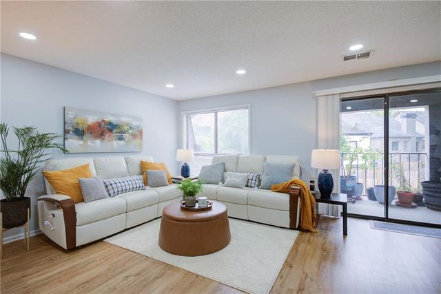 2657 Lenox Road NE P-213, Atlanta, GA 30324