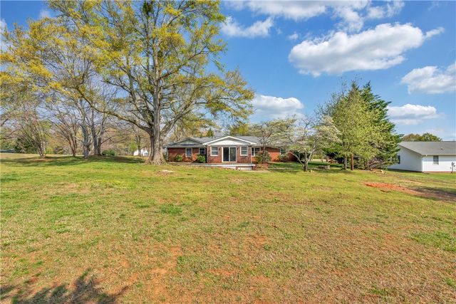150 Pine Mountain Drive, Easley, SC 29640