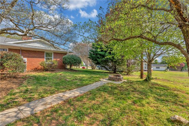 150 Pine Mountain Drive, Easley, SC 29640
