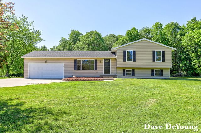 6756 119th Avenue, Fennville, MI 49408