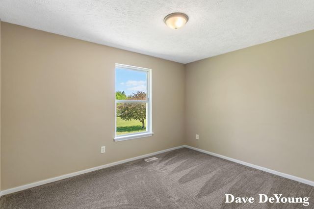 6756 119th Avenue, Fennville, MI 49408