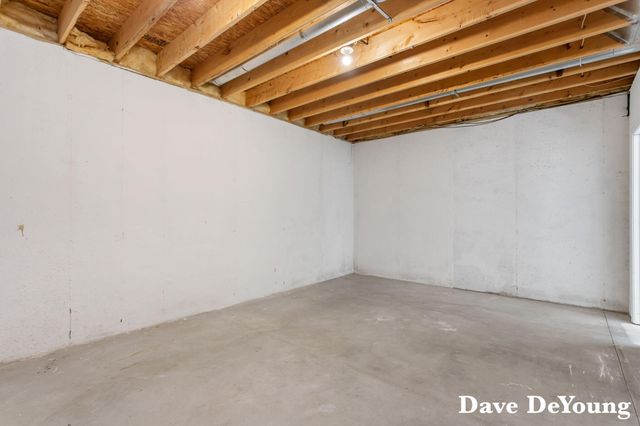 6756 119th Avenue, Fennville, MI 49408