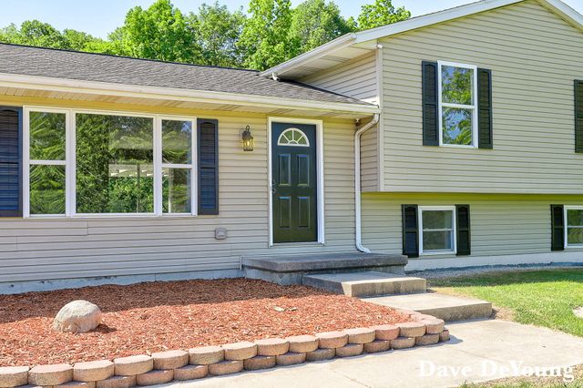 6756 119th Avenue, Fennville, MI 49408