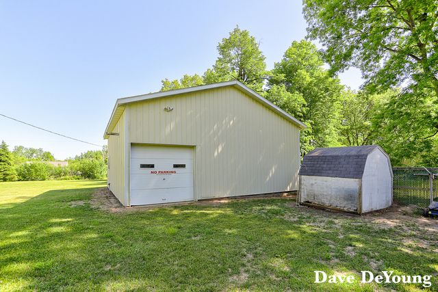 6756 119th Avenue, Fennville, MI 49408