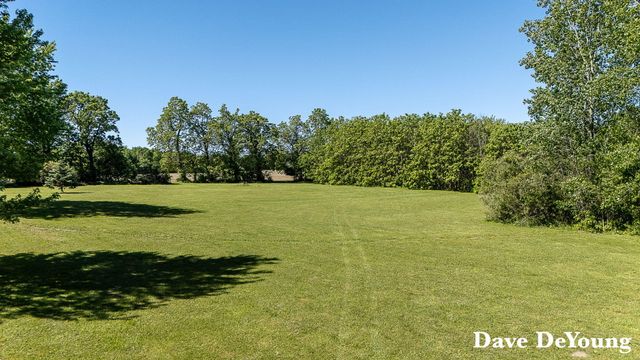 6756 119th Avenue, Fennville, MI 49408