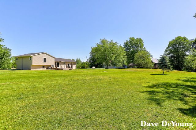6756 119th Avenue, Fennville, MI 49408