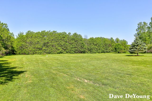 6756 119th Avenue, Fennville, MI 49408