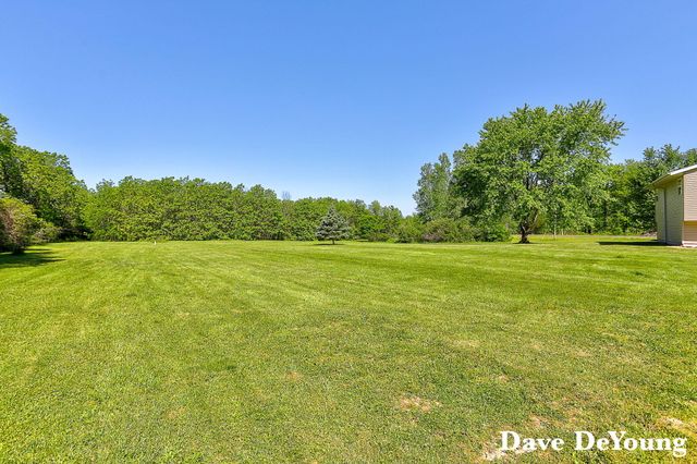6756 119th Avenue, Fennville, MI 49408