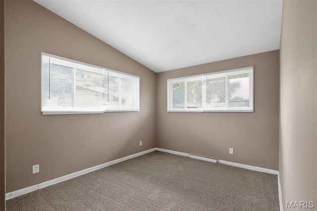 10836 Hallstead Drive, St Louis, MO 63136
