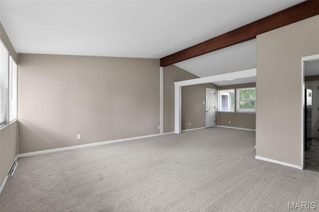 10836 Hallstead Drive, St Louis, MO 63136