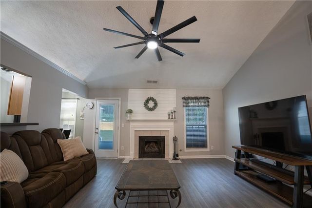 75 Oak Ridge Court, Douglasville, GA 30134