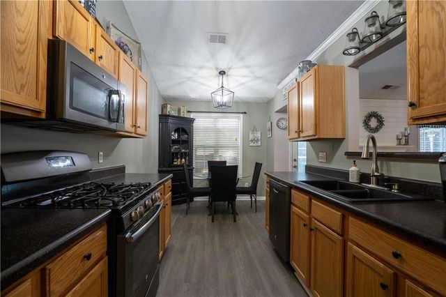 75 Oak Ridge Court, Douglasville, GA 30134