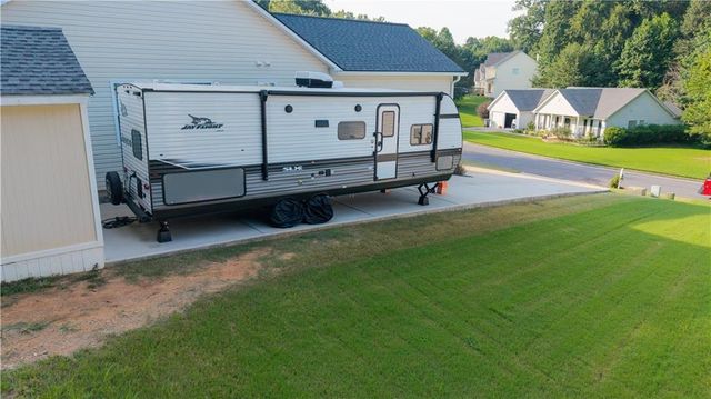 75 Oak Ridge Court, Douglasville, GA 30134