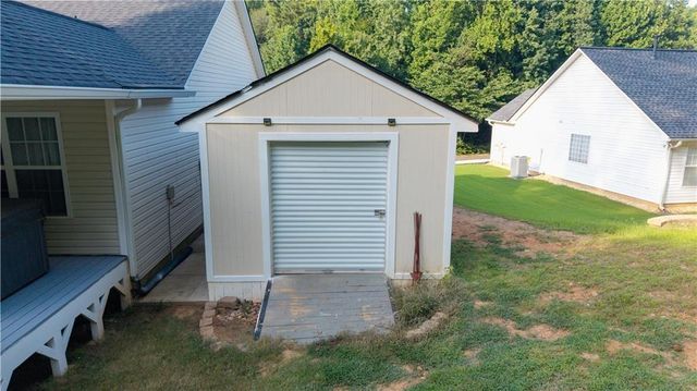 75 Oak Ridge Court, Douglasville, GA 30134