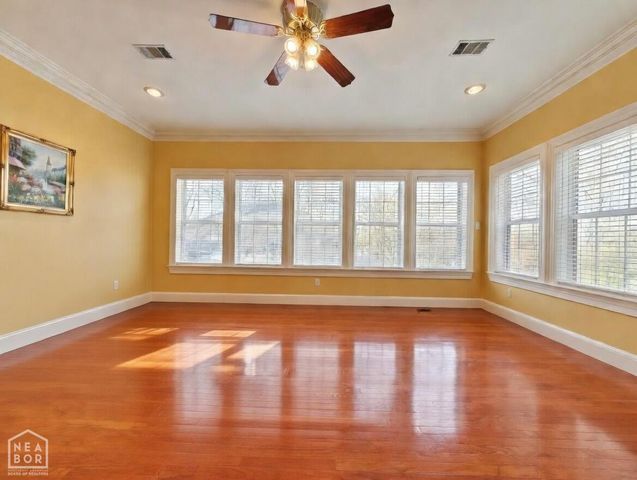 2114 Spring Hollow Drive, Jonesboro, AR 72404