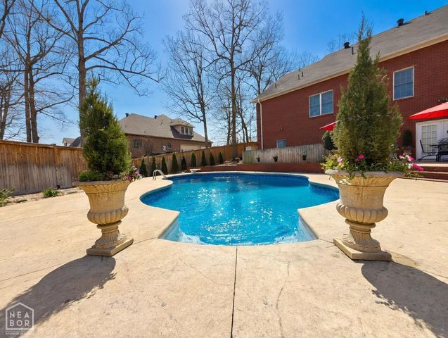 2114 Spring Hollow Drive, Jonesboro, AR 72404