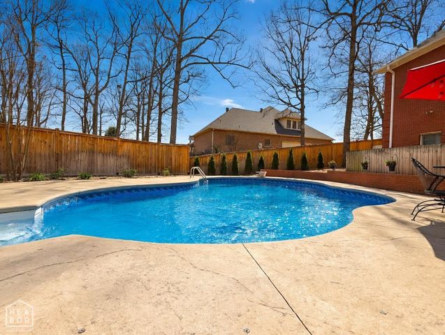 2114 Spring Hollow Drive, Jonesboro, AR 72404