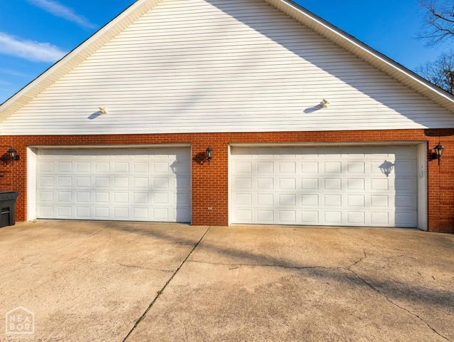 2114 Spring Hollow Drive, Jonesboro, AR 72404