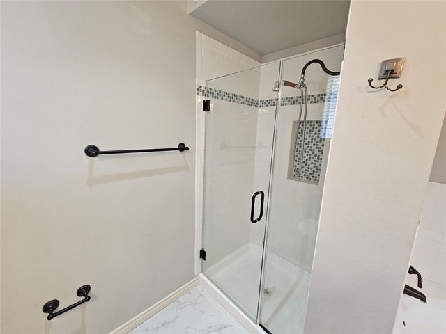 1872 Summit Avenue, Dallas, TX 75206