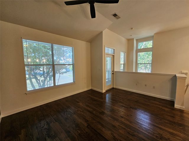 1872 Summit Avenue, Dallas, TX 75206
