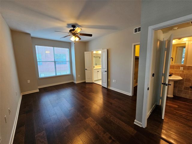 1872 Summit Avenue, Dallas, TX 75206