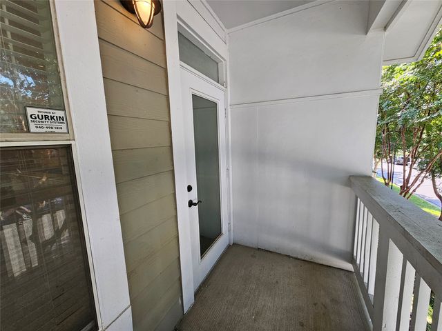 1872 Summit Avenue, Dallas, TX 75206