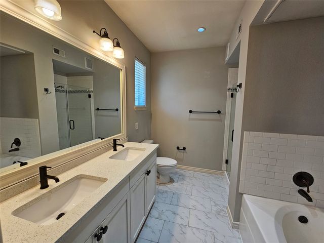 1872 Summit Avenue, Dallas, TX 75206