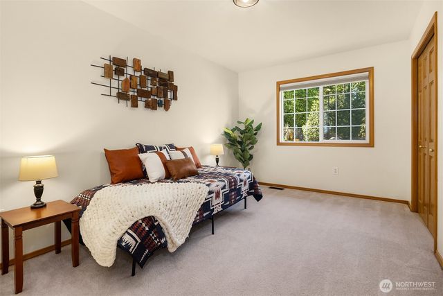 11007 W Lake Joy Drive NE, Carnation, WA 98014