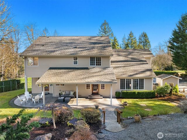 11007 W Lake Joy Drive NE, Carnation, WA 98014