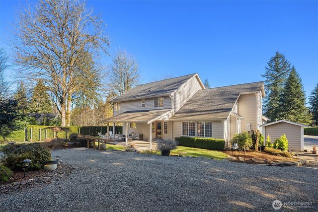 11007 W Lake Joy Drive NE, Carnation, WA 98014