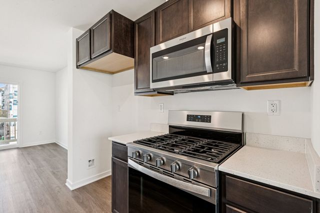 1395 Oakfield Lane, Pingree Grove, IL 60140