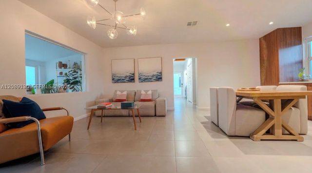 1321 NW 52nd St, Miami, FL 33142