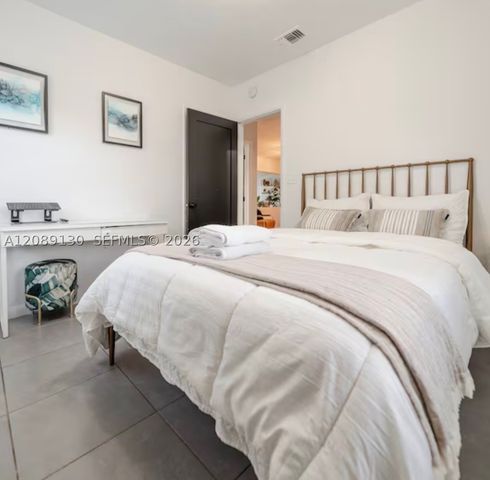 1321 NW 52nd St, Miami, FL 33142