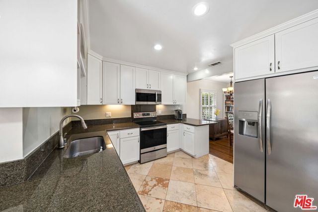 4942 Stern Avenue, Sherman Oaks, CA 91423