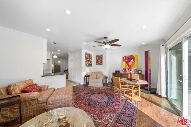 4942 Stern Avenue, Sherman Oaks, CA 91423