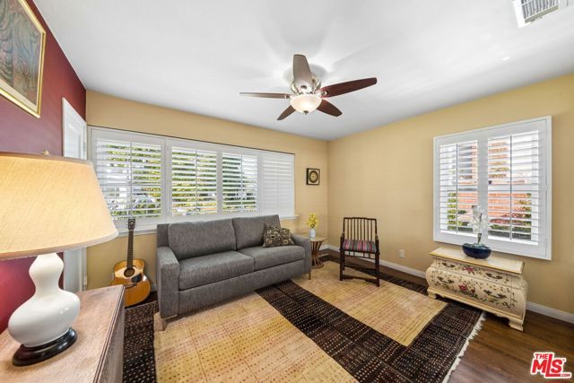 4942 Stern Avenue, Sherman Oaks, CA 91423