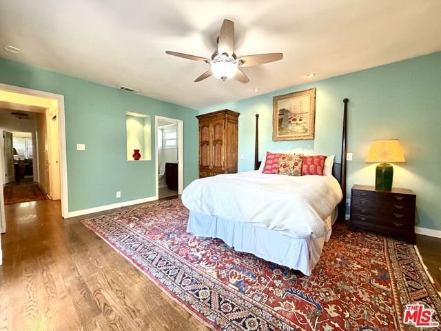 4942 Stern Avenue, Sherman Oaks, CA 91423