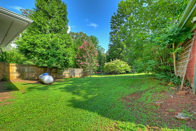 35 E Thomas Road, Blue Ridge, GA 30513
